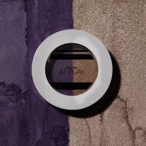 Mary kay At Play Eyeshadow Duo In Purple Light.